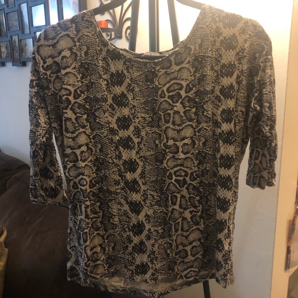 Women’s Leopard print top
